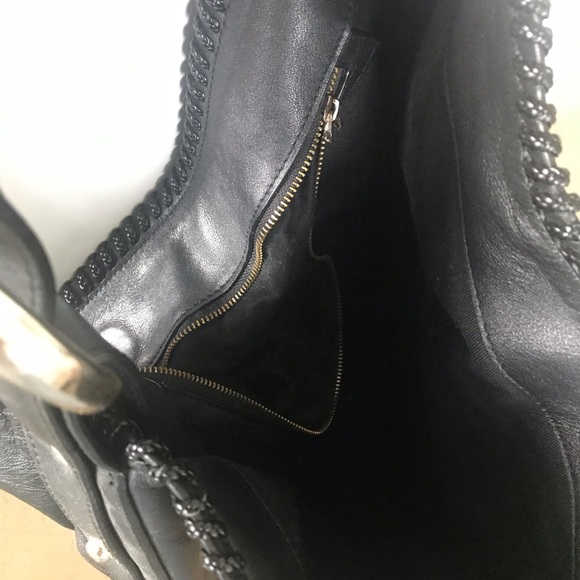 Barely used. Exterior leather is clean.Liner clean - Picture 6 of 7